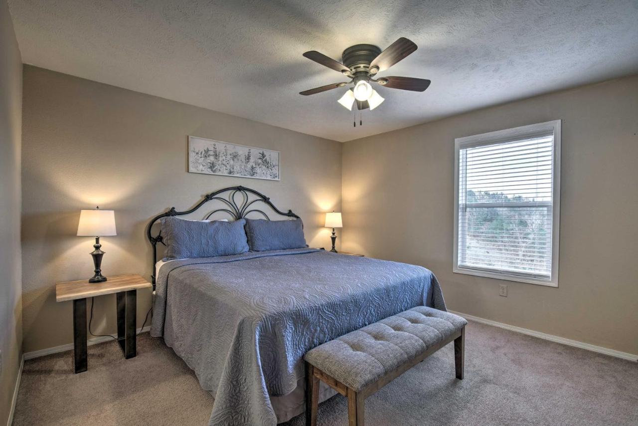Branson Escape With Shared Pool, 5 Mi To Lake! Exteriér fotografie
